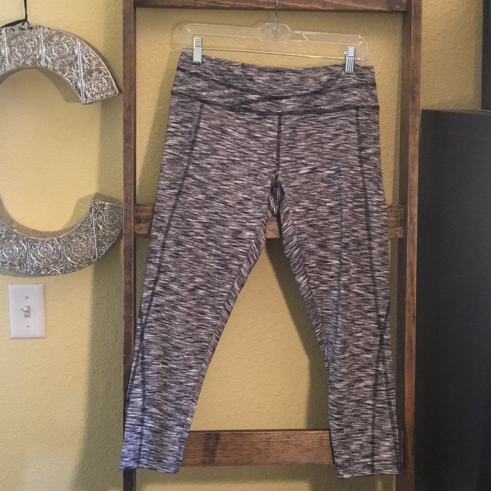 MEDIUM WORKOUT LEGGINGS